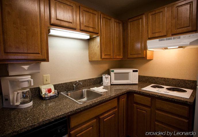 Towneplace Suites Detroit Warren Zimmer foto